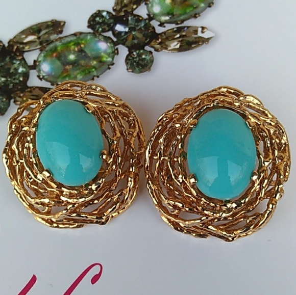 1940s PANETTA Robin's Egg Turquoise Blue Clip-On's - Picture 5 of 8